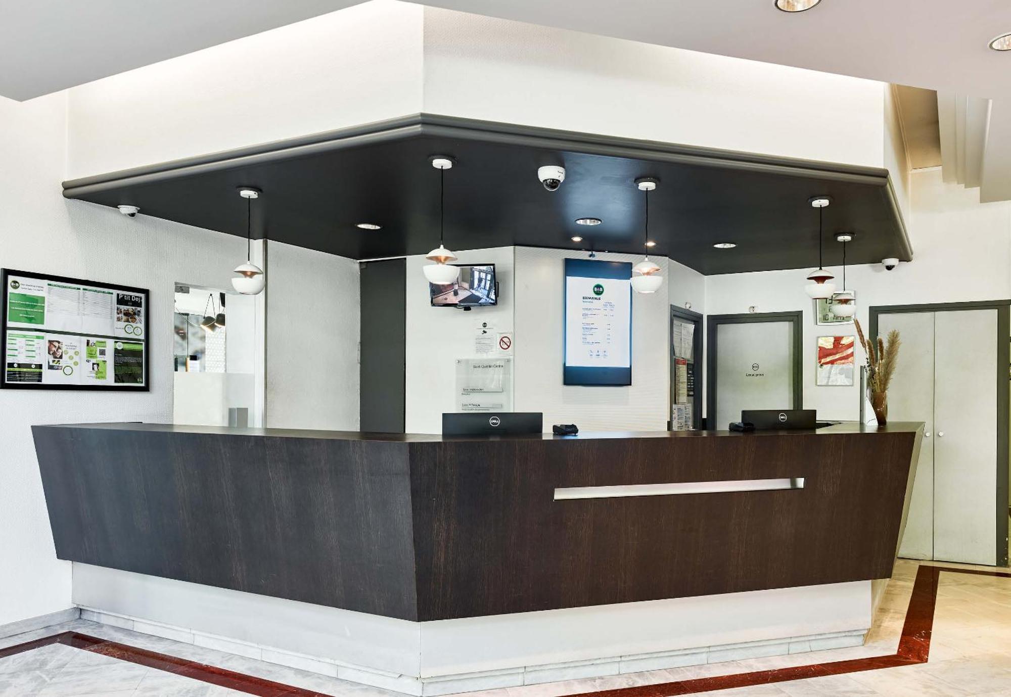 B&B Hotel Saint-Quentin-En-Yvelines Centre Gare 4 Etoiles Montigny-le-Bretonneux Kültér fotó