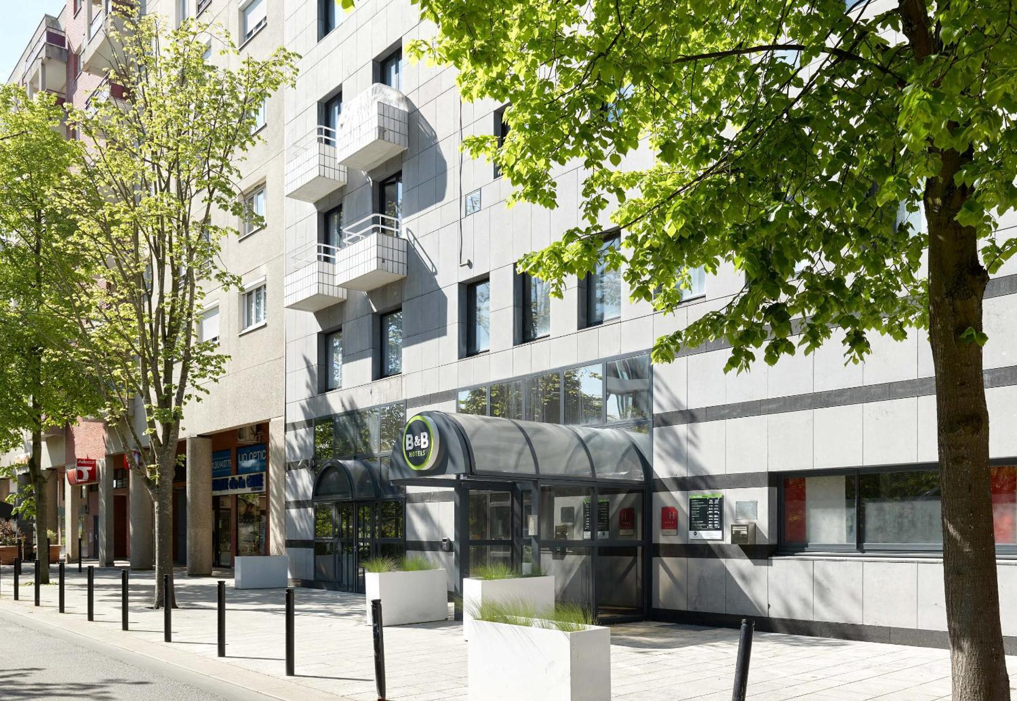 B&B Hotel Saint-Quentin-En-Yvelines Centre Gare 4 Etoiles Montigny-le-Bretonneux Kültér fotó